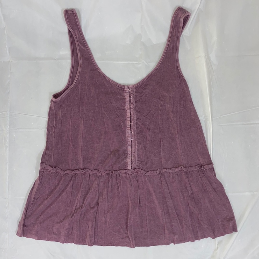 American Eagle⭐️ Purple clipped up tank top